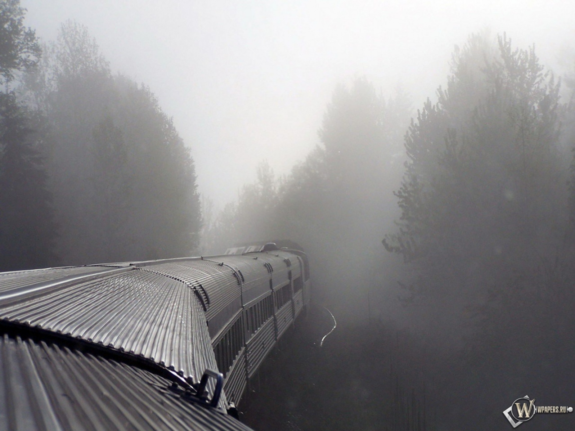 Поезд в тумане 1152x864