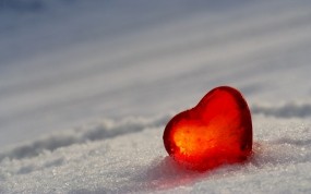 Обои Замерзшее сердце: Лёд, Снег, Сердце, Холод, Настроения