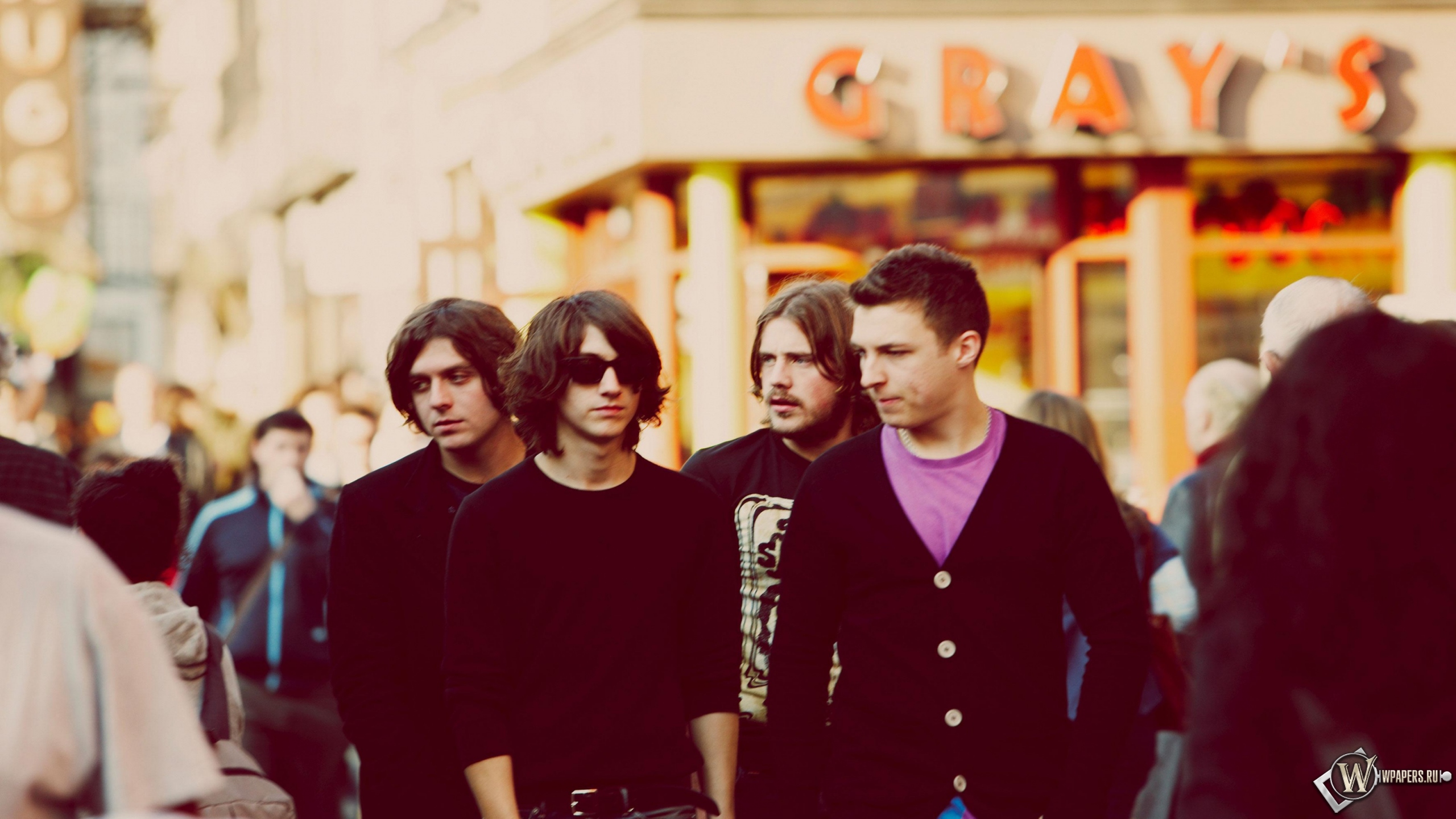 Arctic Monkeys 2560x1440