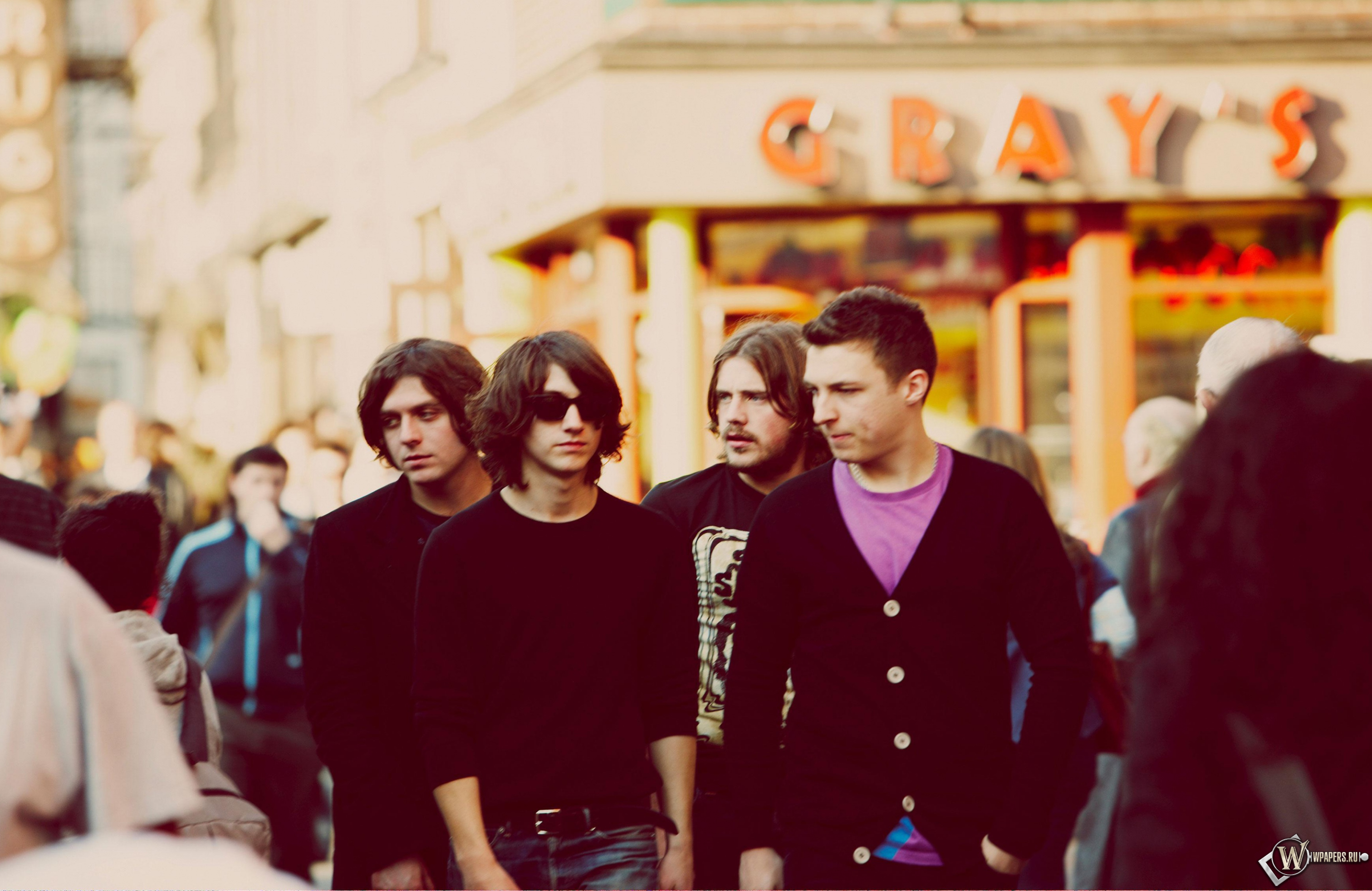 Arctic Monkeys 3024x1964