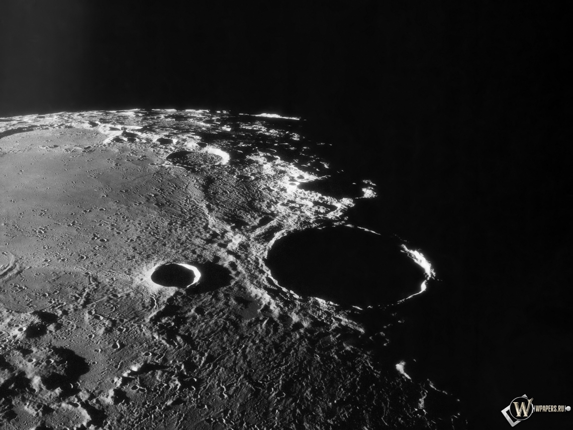 Лунный кратер 1152x864