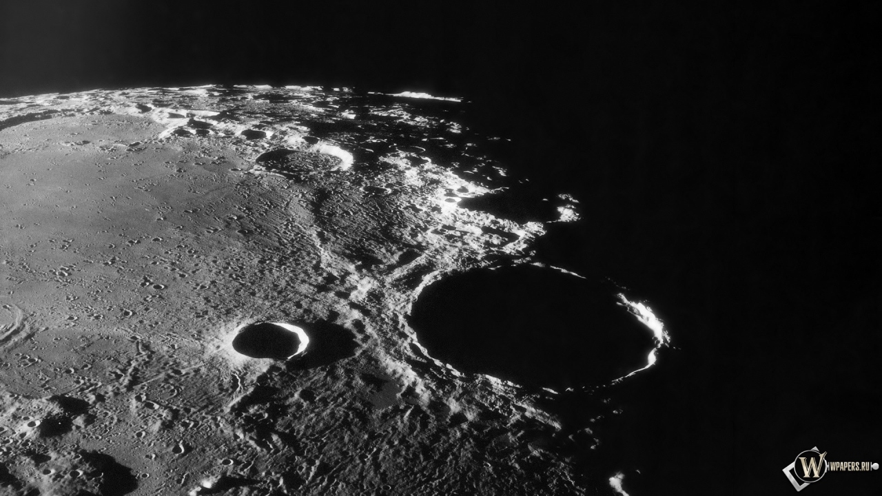 Лунный кратер 1280x720