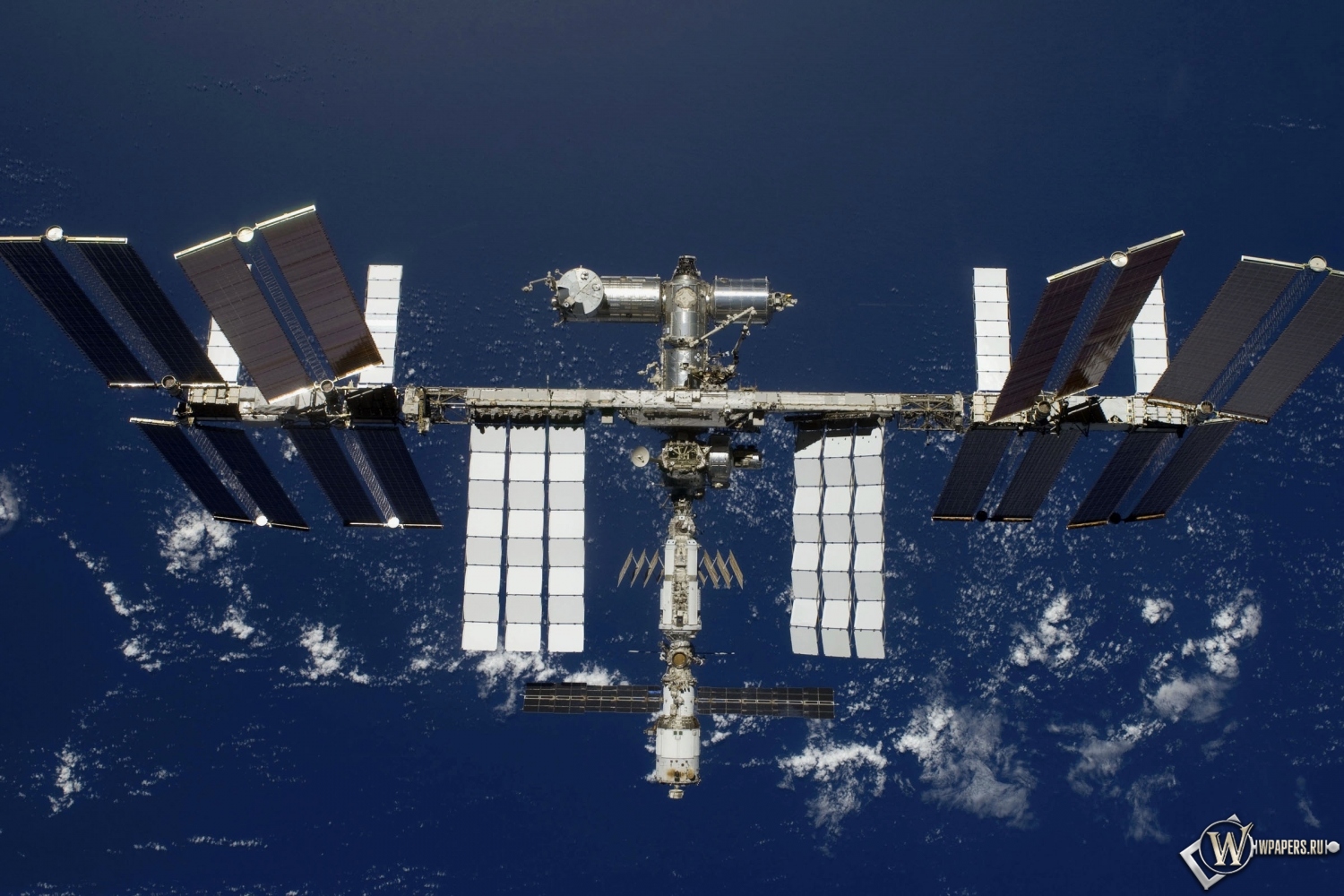 Международная космическая станция 1500x1000
