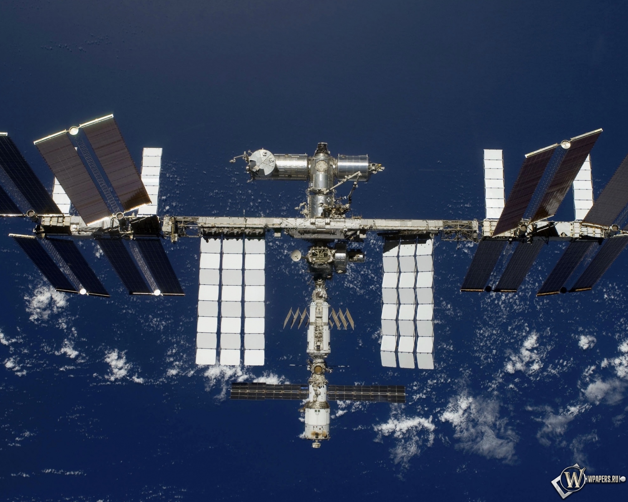 Международная космическая станция 2048x1638