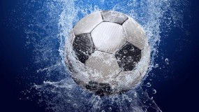 Обои Футбольный мяч: Вода, Брызги, Спорт, Футбол, Мяч, Спорт