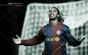 Обои Ronaldinho: Футбол, Футболист, Роналдиньо, Спорт