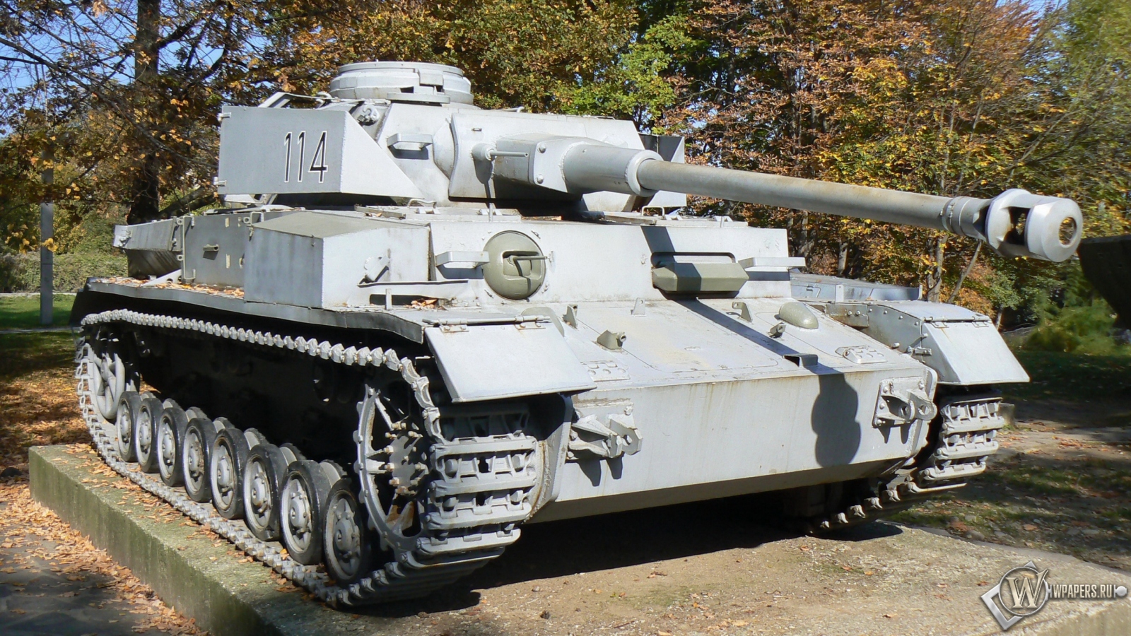 PzKpfw IV Panzerkampfwagen 1600x900