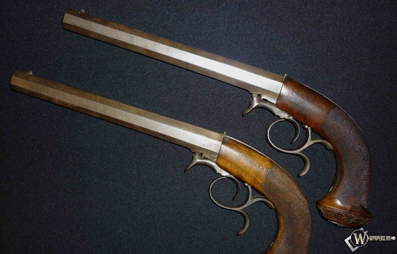 Дуэльные пистолеты 40-50 годы XIX века 1600x1024