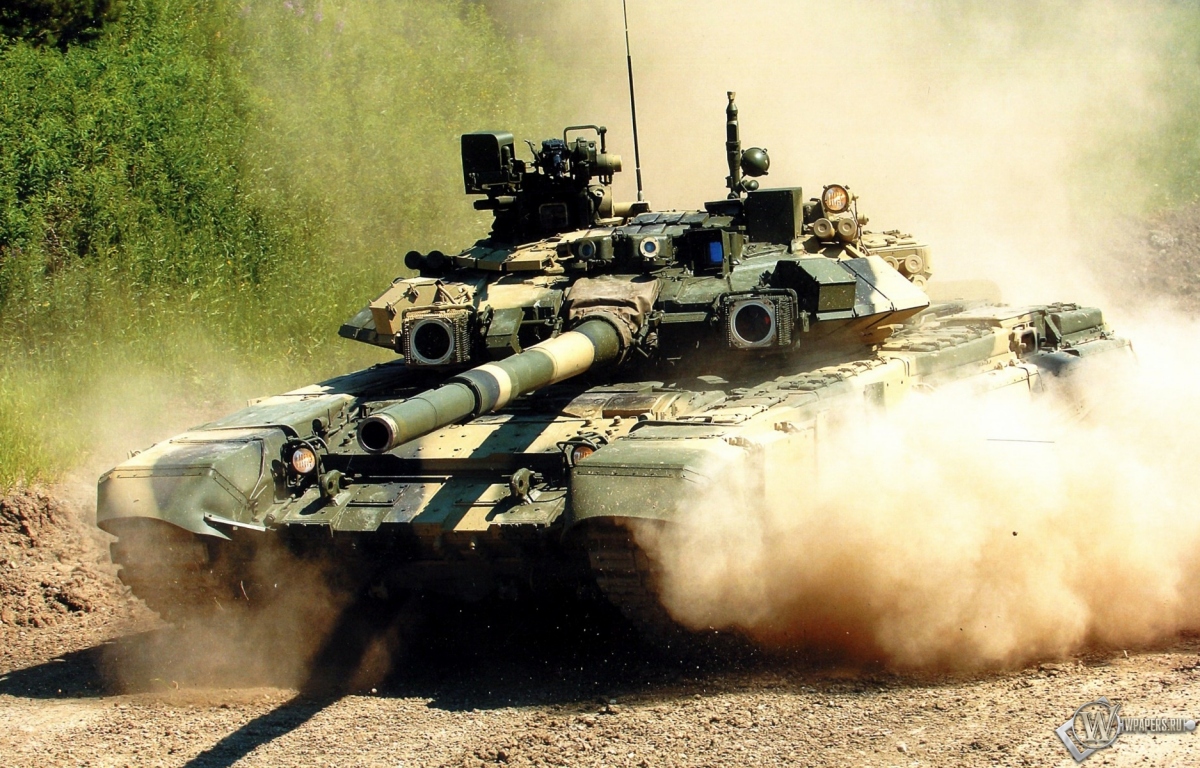 Танк Т-90 1200x768