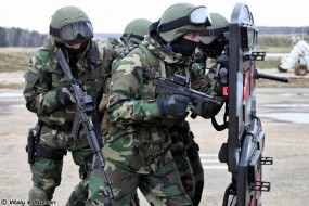 Обои Спецназ РФ: Солдат, Спецназ, Оружие