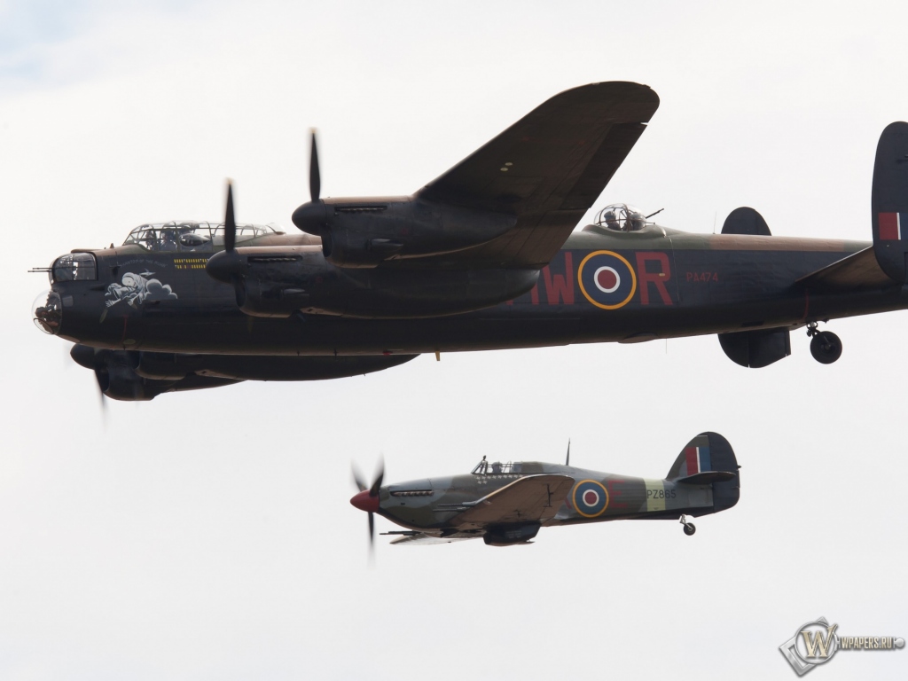 Британский бомбардировщик Avro-Lancaster И Hawker-Hurricane 1024x768