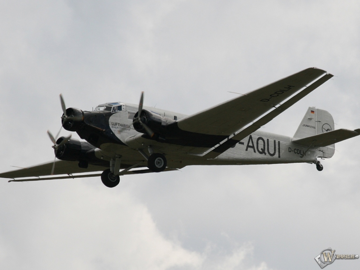 Junkers Ju-52 1152x864