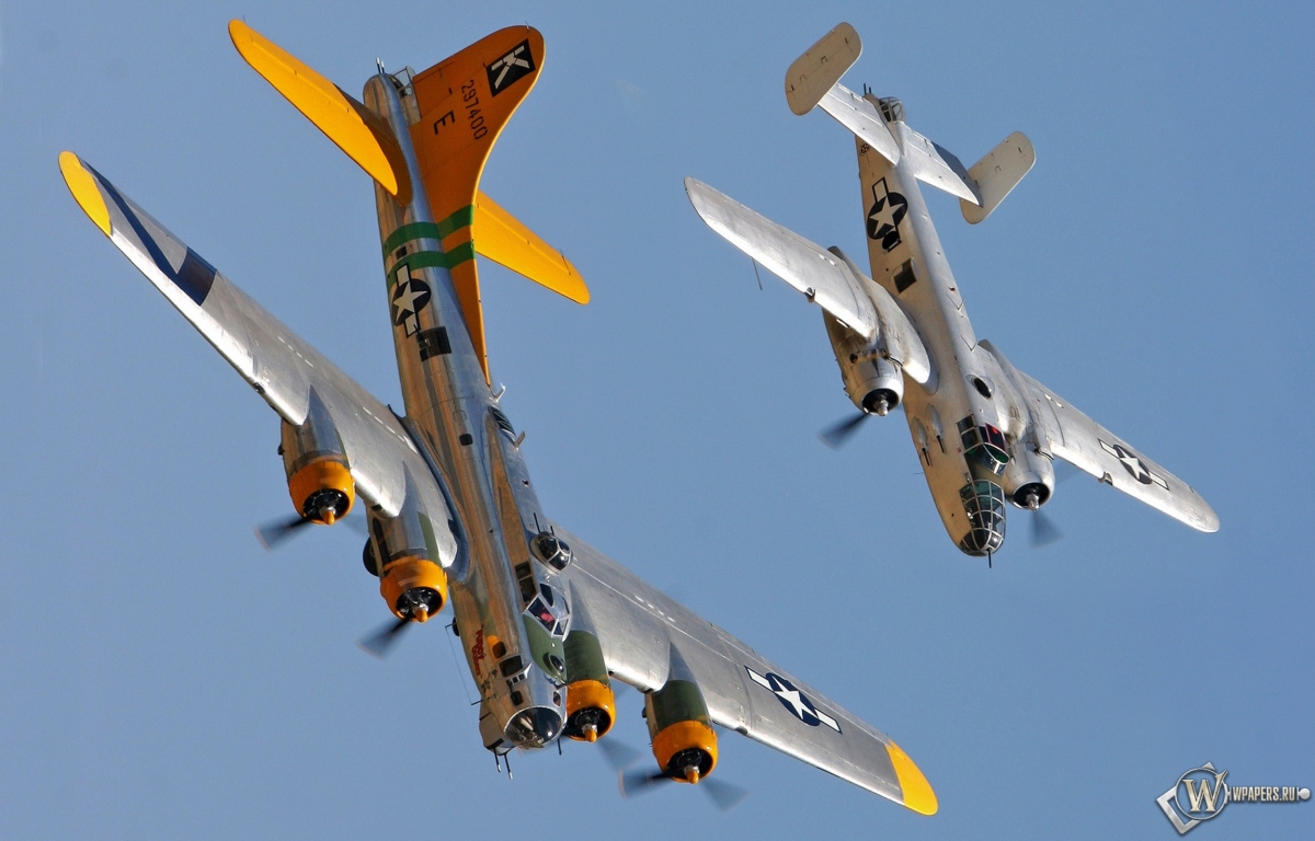 American Boeing B-17 и B-25 1200x768