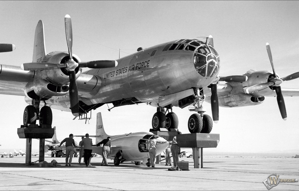 Boeing B-29 «Суперфортресс» 1200x768