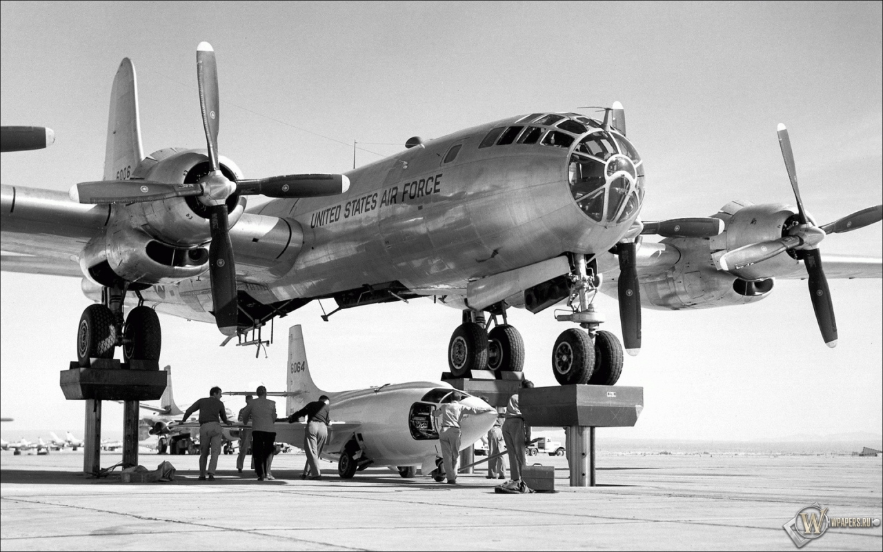 Boeing B-29 «Суперфортресс» 1280x800