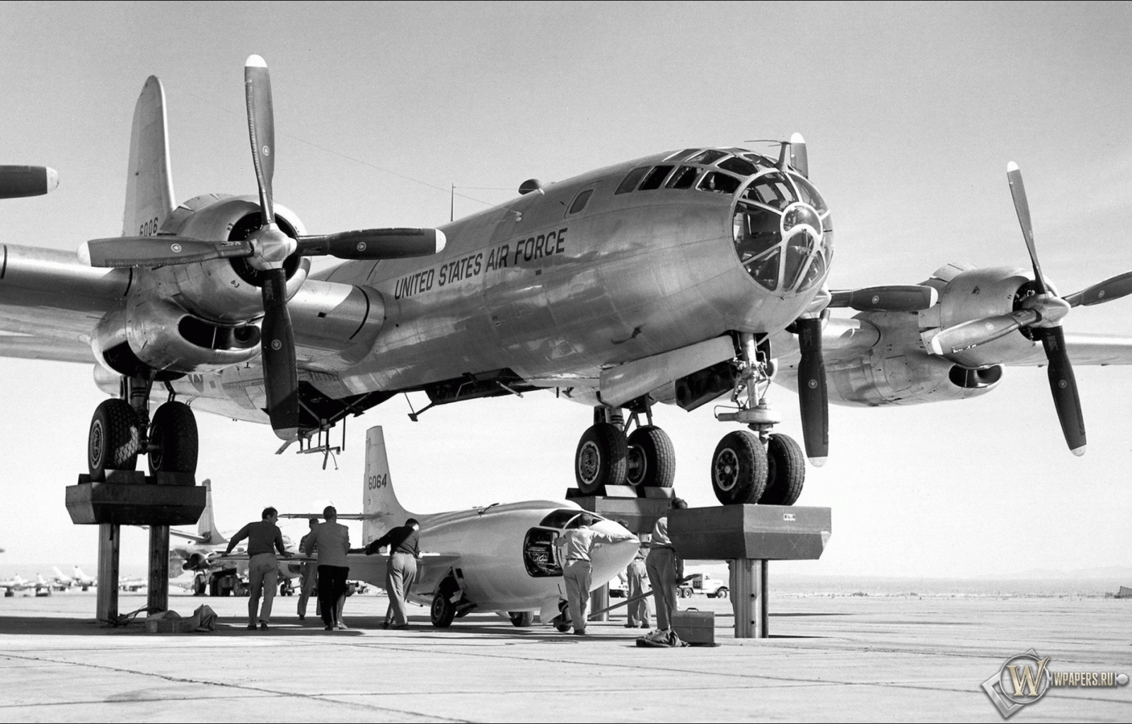 Boeing B-29 «Суперфортресс» 1600x1024