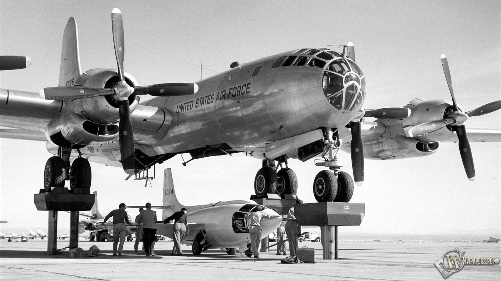 Boeing B-29 «Суперфортресс» 1600x900