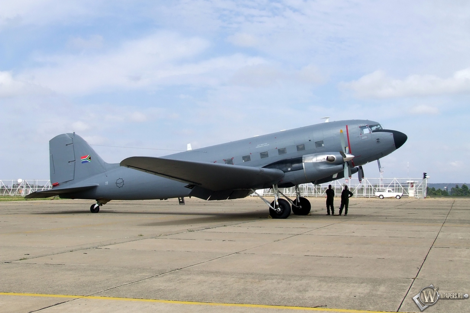 Douglas C-47 1500x1000