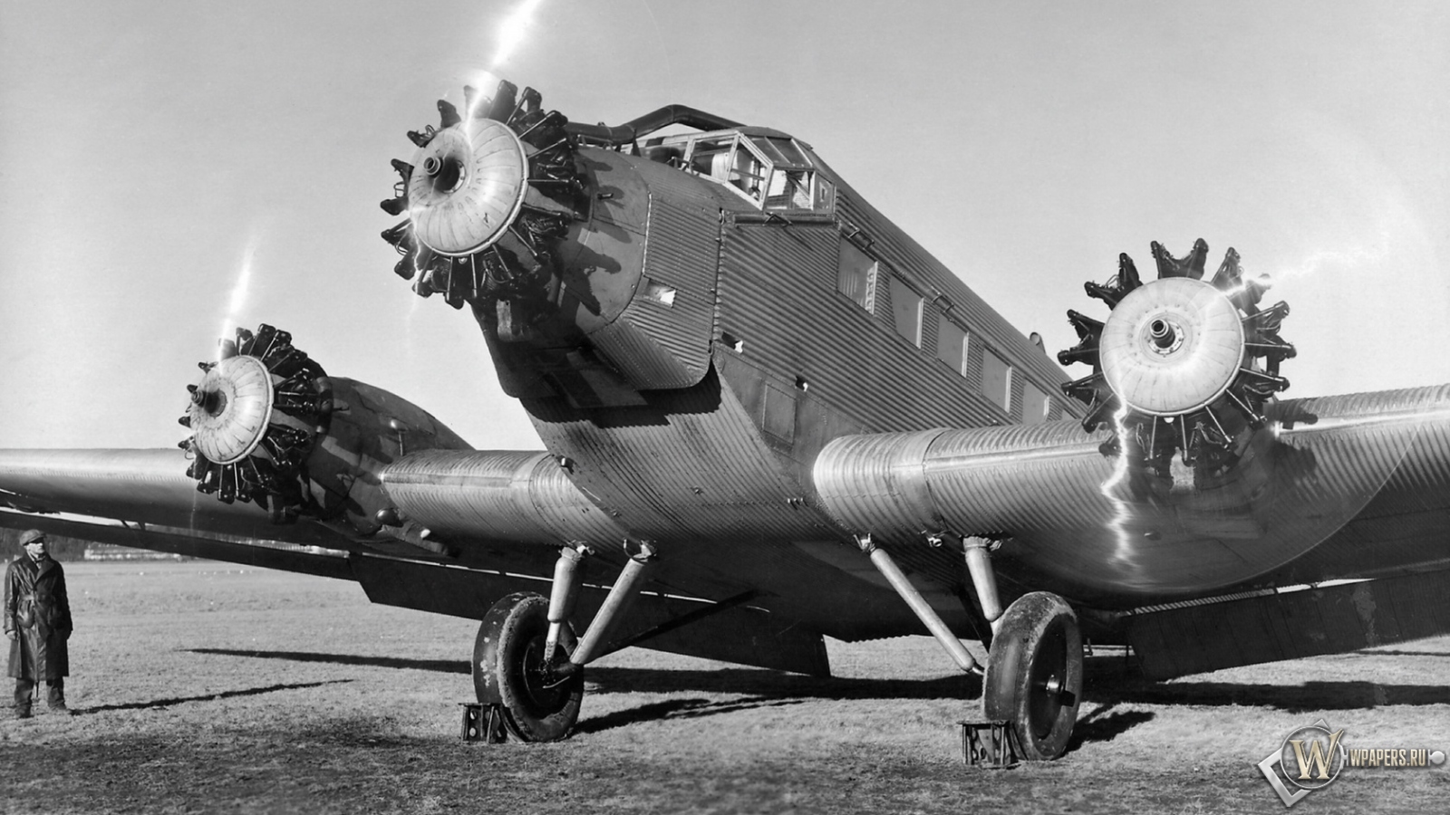 Junkers-Ju-52 1600x900