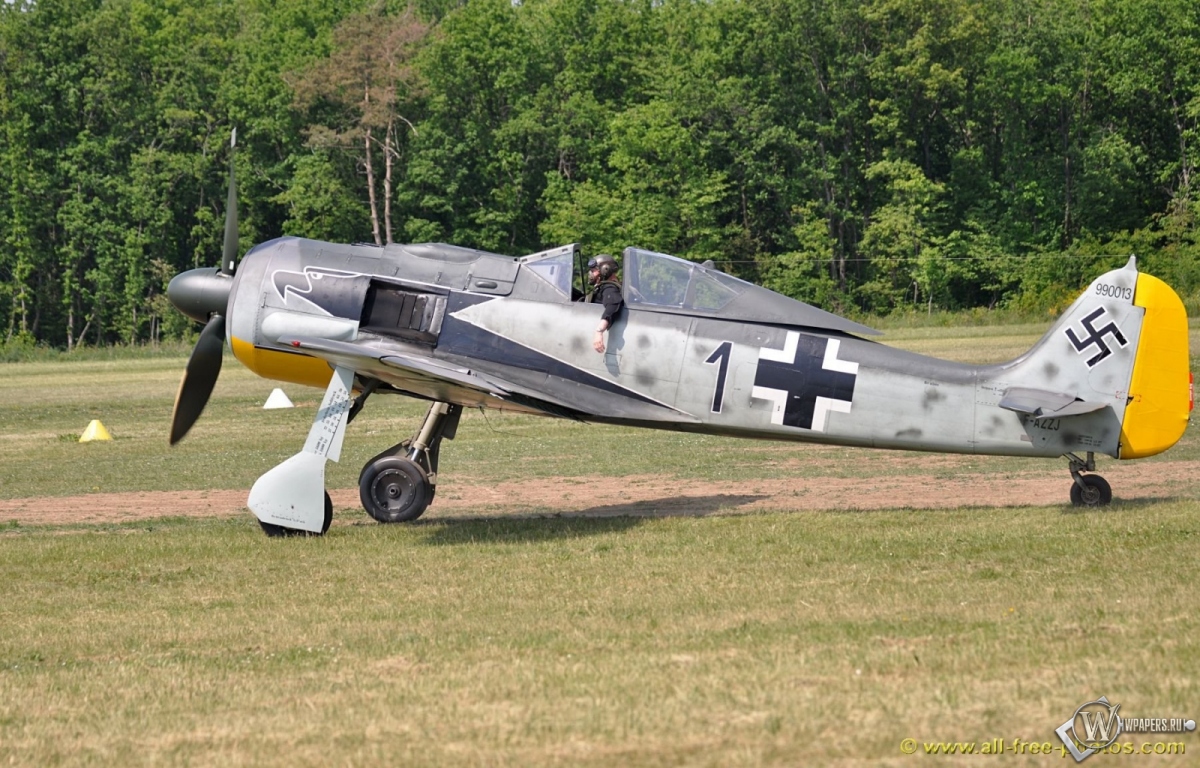 Focke Wulf Fw-190 1200x768