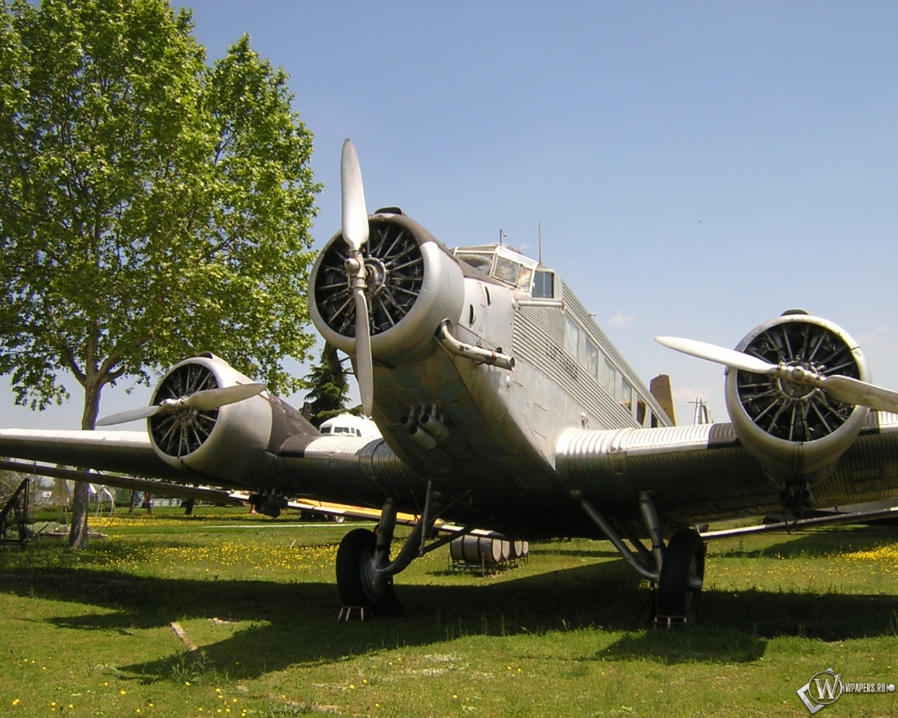 Junkers Ju-52 1280x1024