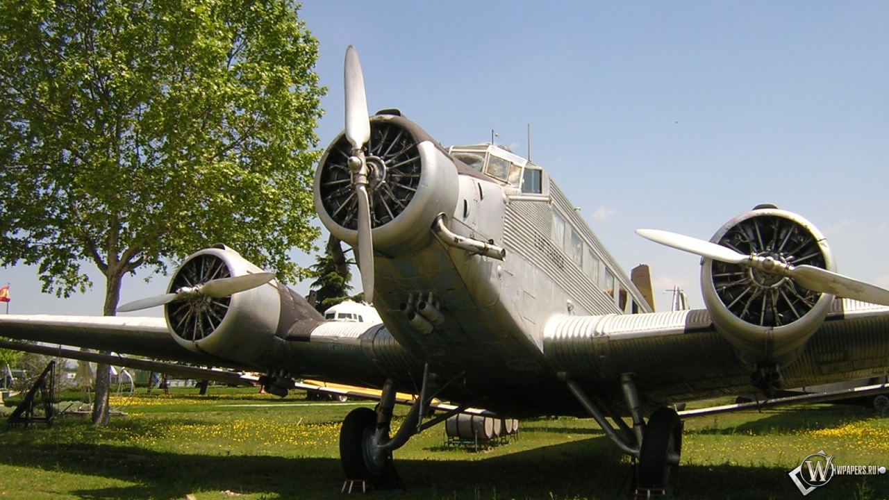 Junkers Ju-52 1280x720