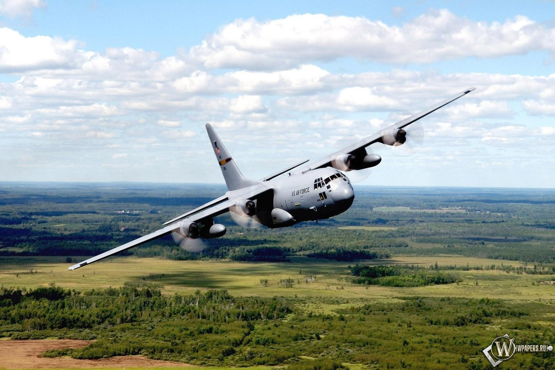 Самолет ч 2. Lockheed c-130 Hercules. АН-225 Мрия. C130 самолет фото. Обои самолет.