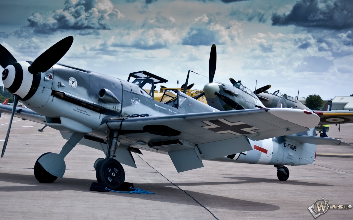 Messerschmitt Bf-109 (Me-109) 1440x900