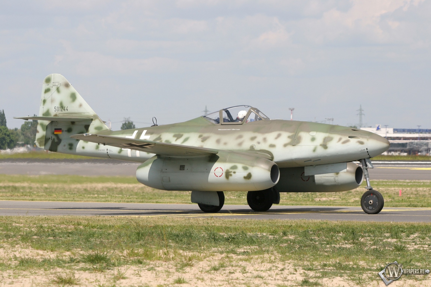 Messerschmitt Me 262 1500x1000