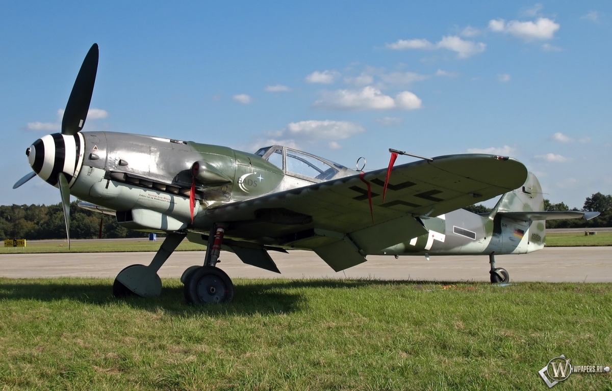 Messerschmitt Bf-109G-10 1200x768