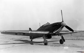 Обои Hawker Hurricane: Hawker Hurricane, Истребители
