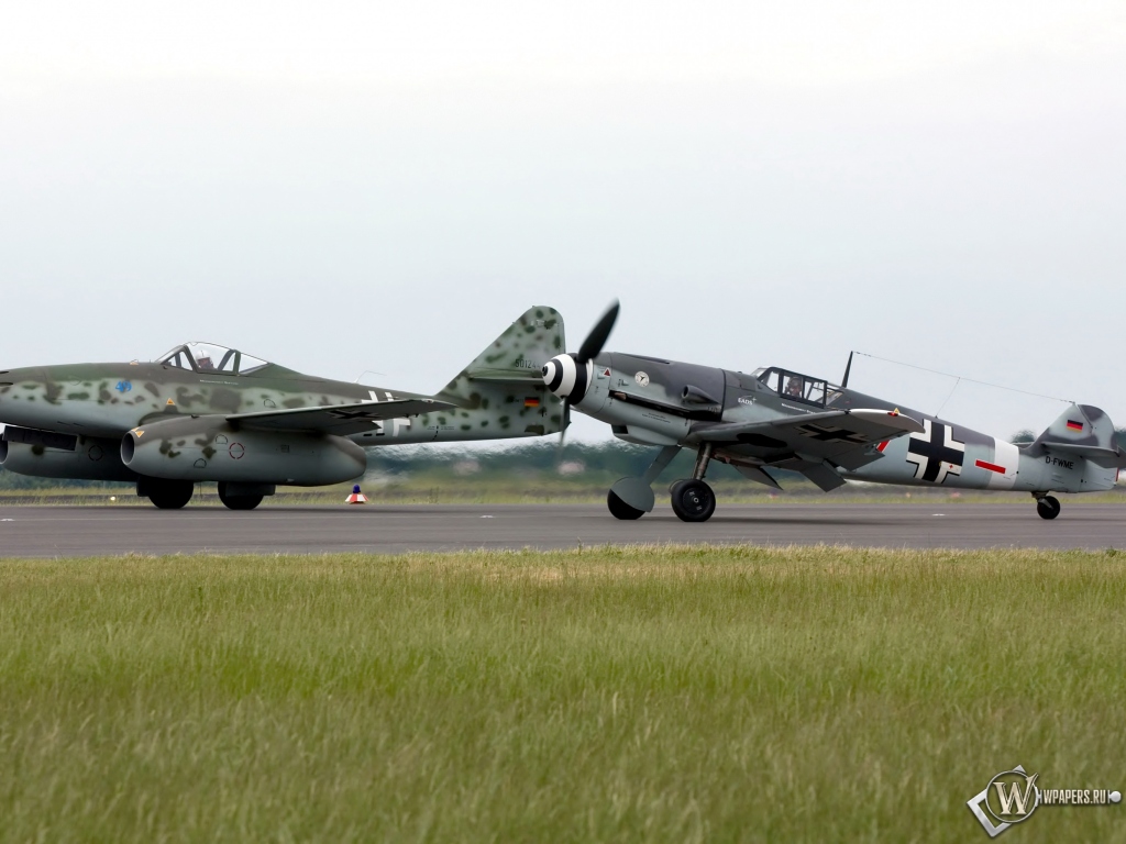 Messerschmitt Me 262 и Bf-109G4 1024x768