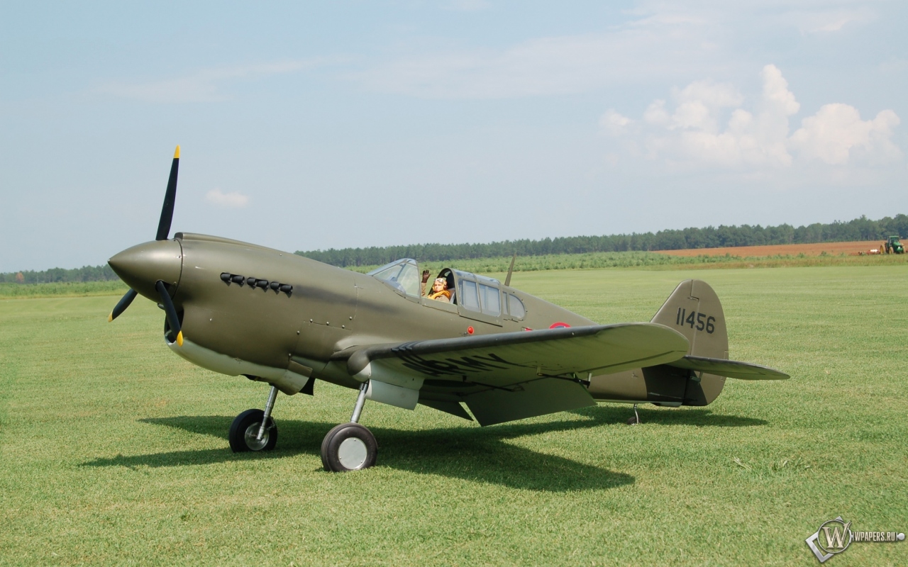 Curtiss P-40 1280x800