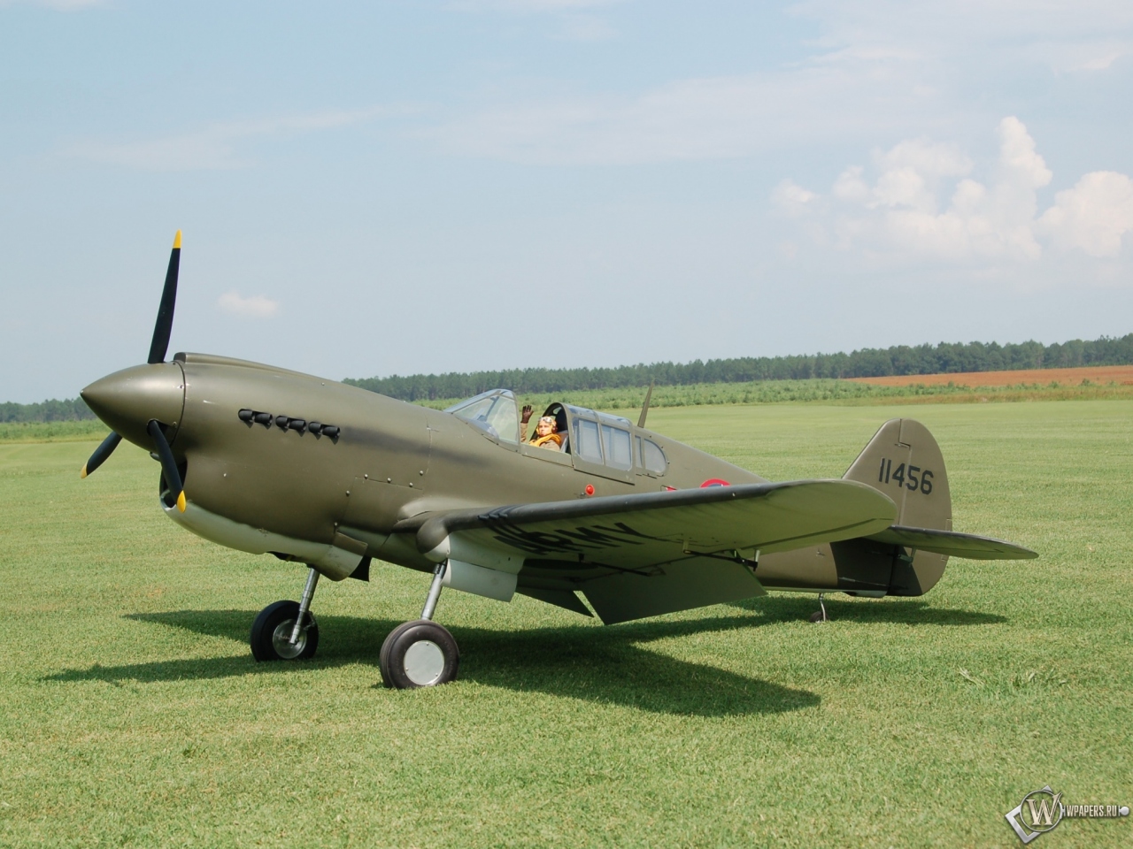 Curtiss P-40 1280x960