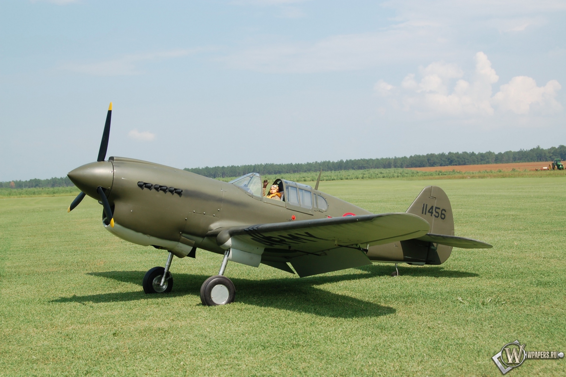 Curtiss P-40 1920x1280