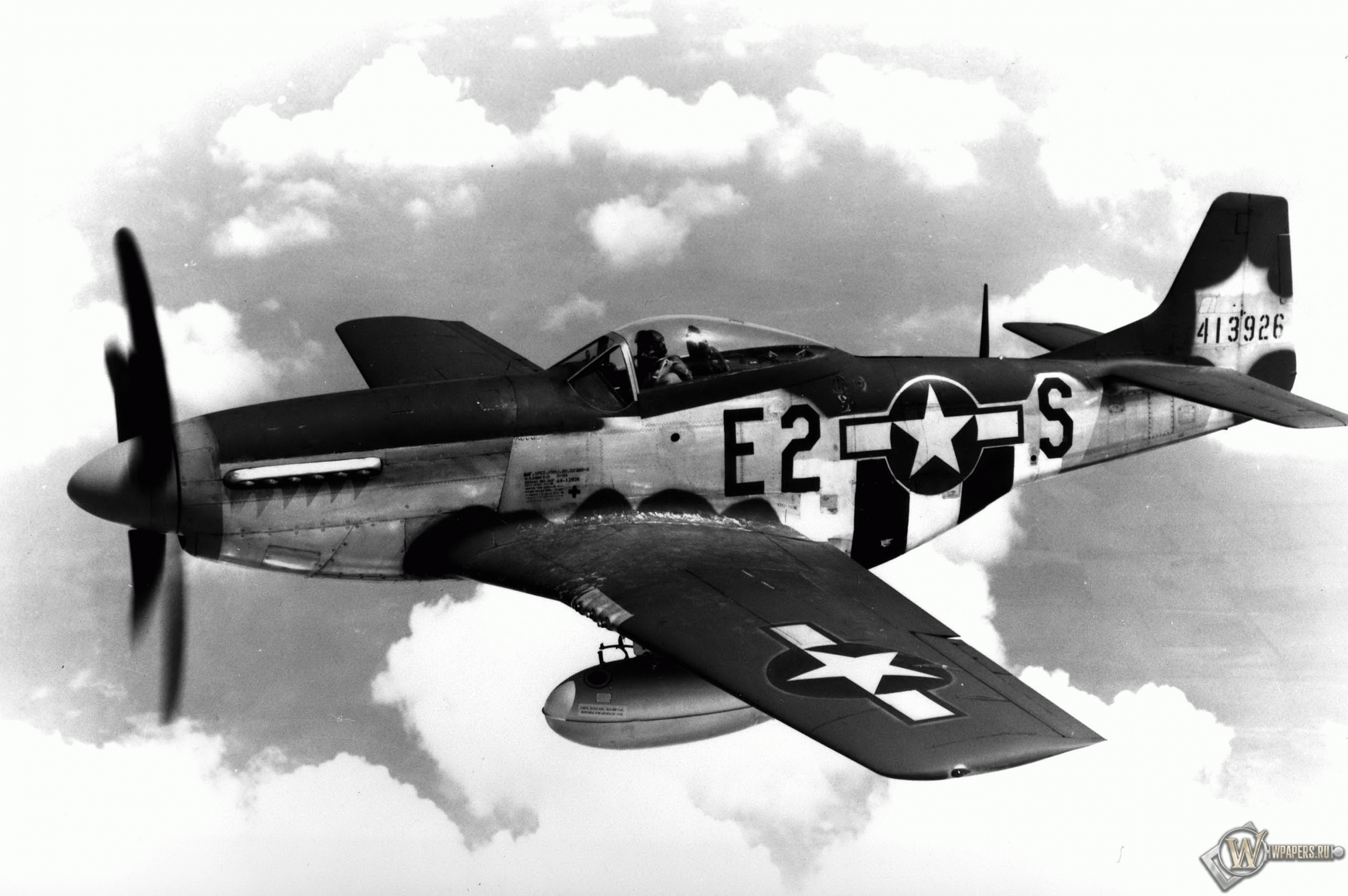North American P-51 Mustang 2300x1530