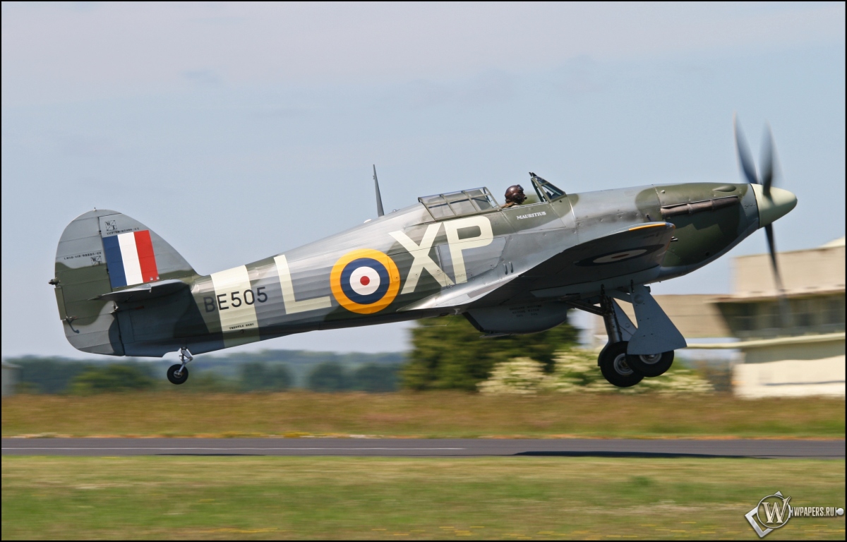 Hawker Hurricane 1200x768
