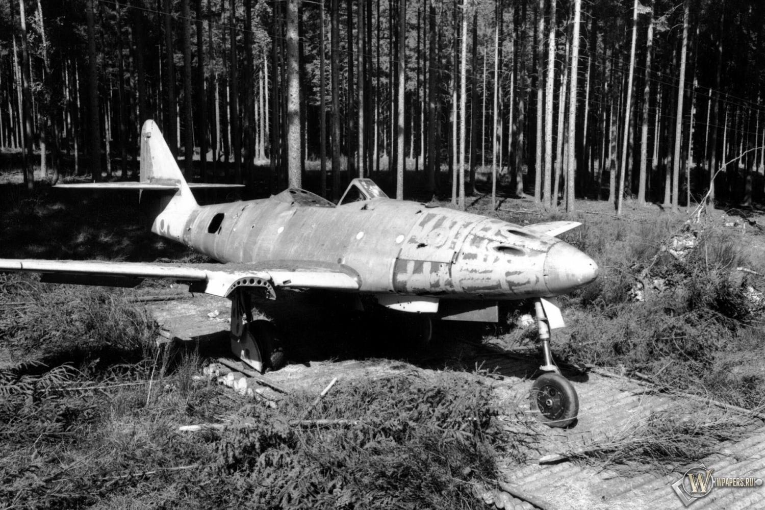 Messerschmitt Me 262 1500x1000