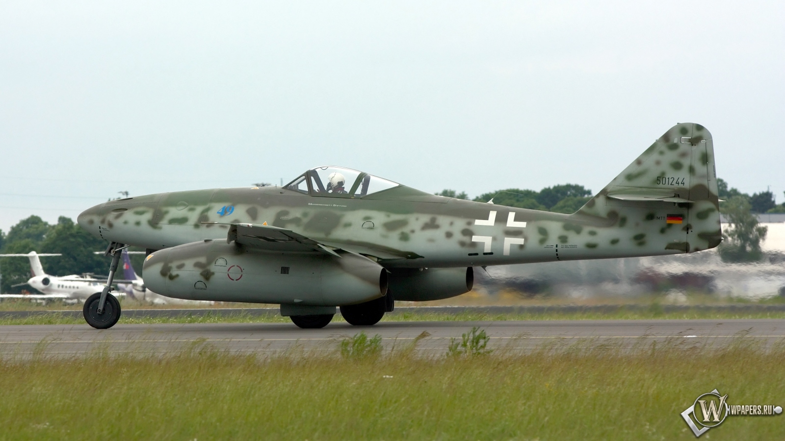 Messerschmitt Me 262 1600x900
