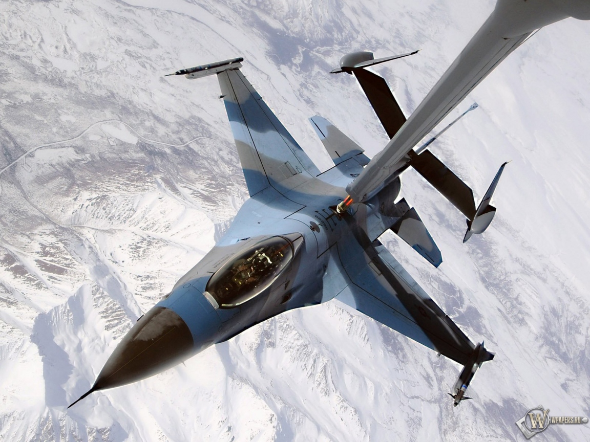 F-16 дозаправка 1152x864