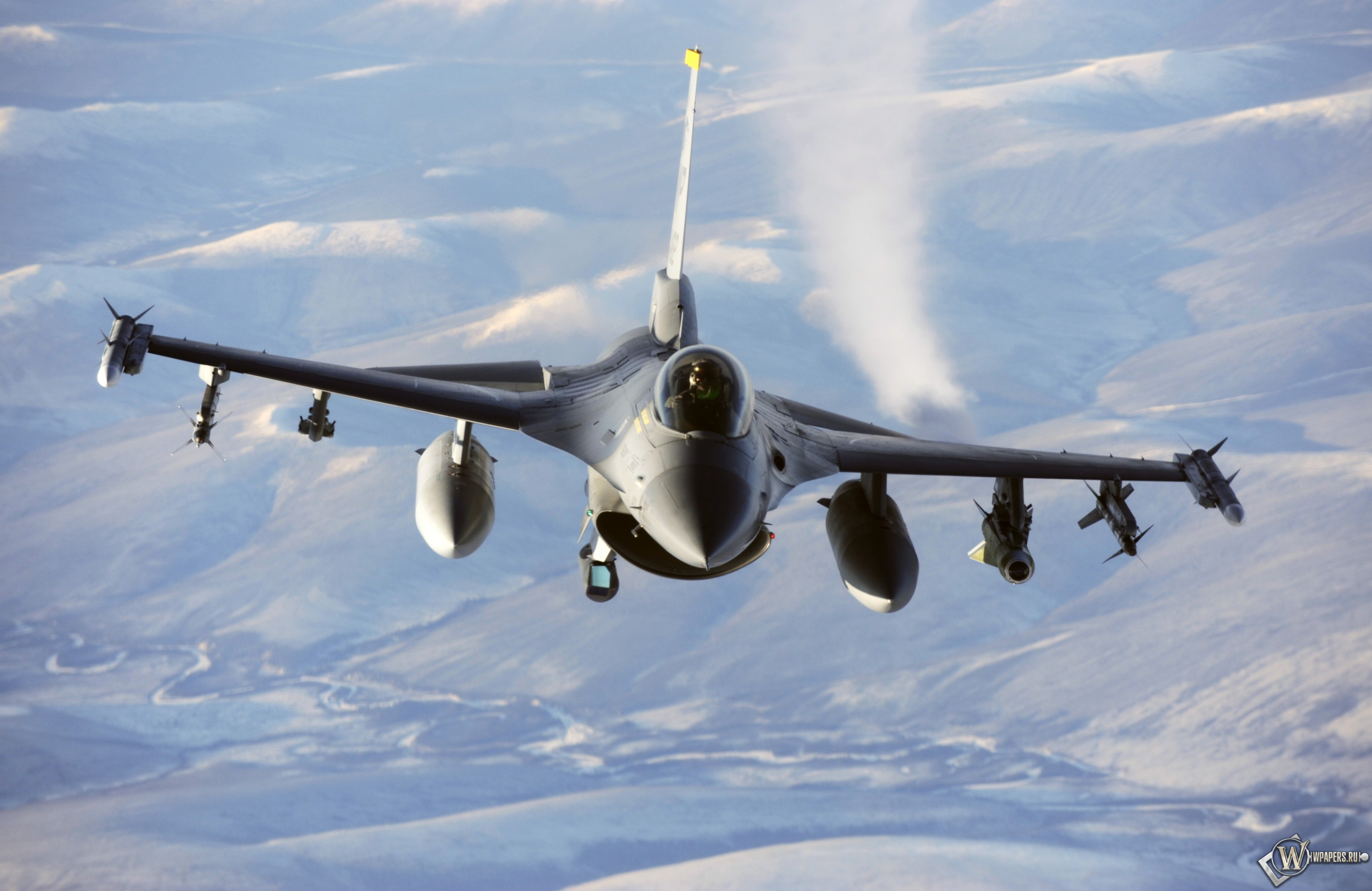 Истребитель F16 Fighting Falcon 3024x1964
