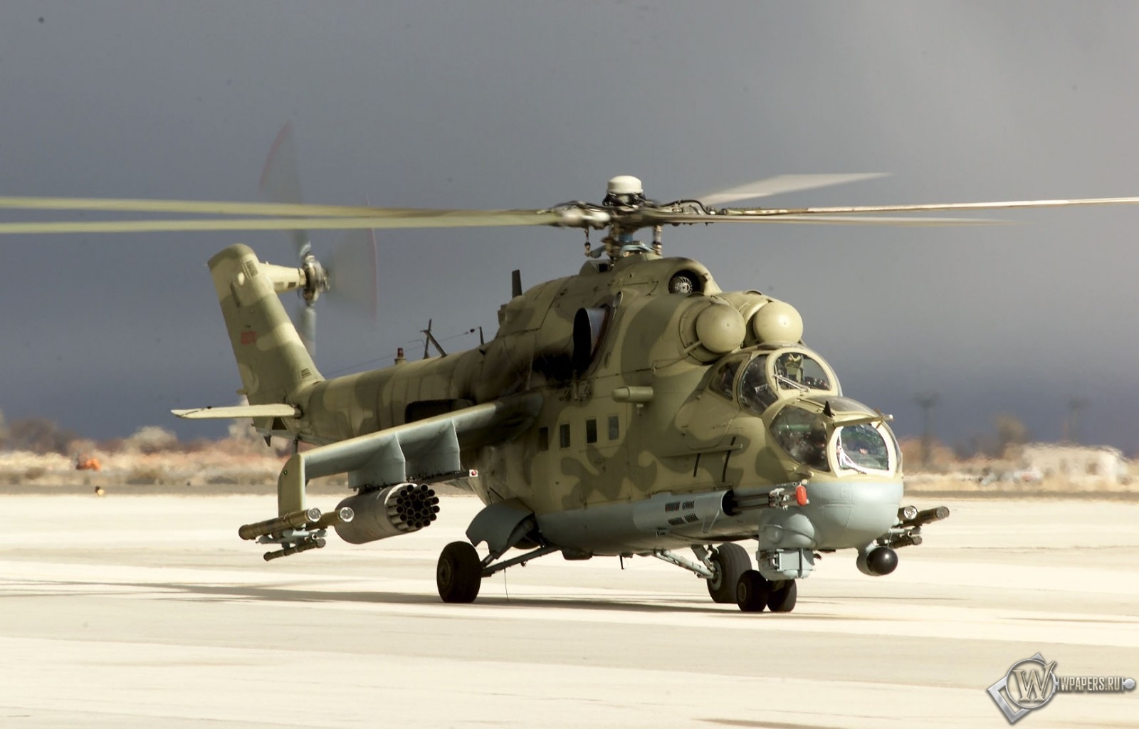 Вертолет МИ-24ПТ 1600x1024