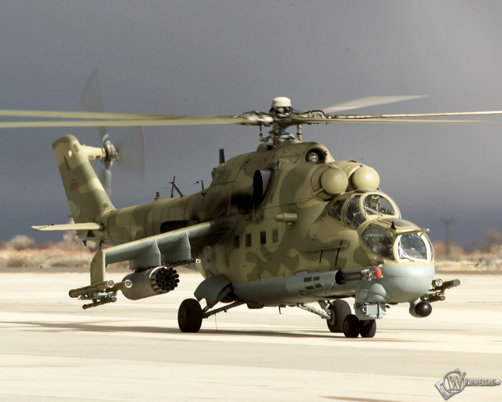 Вертолет МИ-24ПТ 1600x1280