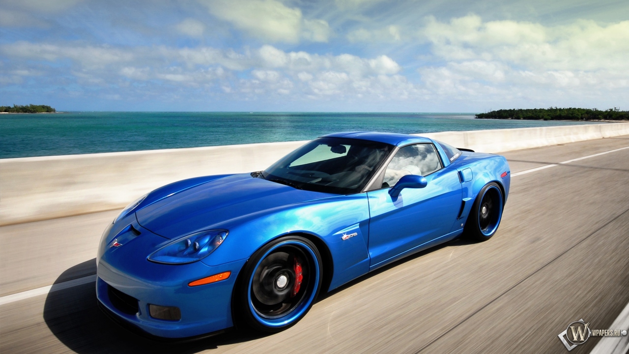 Синий Corvette 1280x720