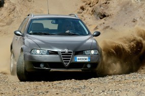 Обои Alfa Romeo Q4 Crosswagon: Внедорожник, Alfa Romeo Q4, Alfa Romeo