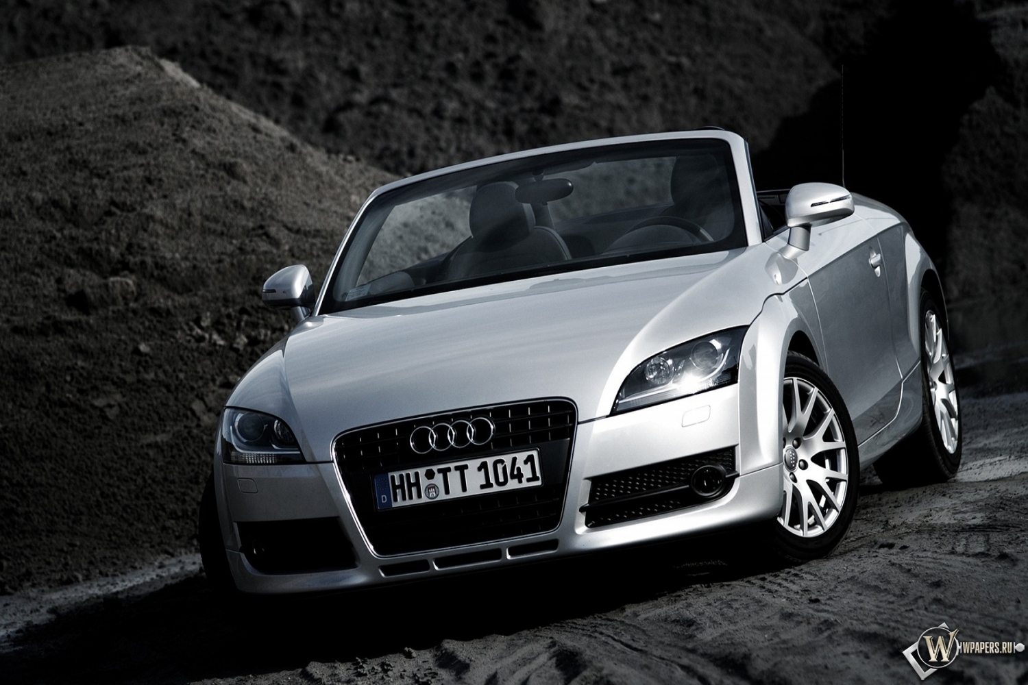 Audi TT 1500x1000