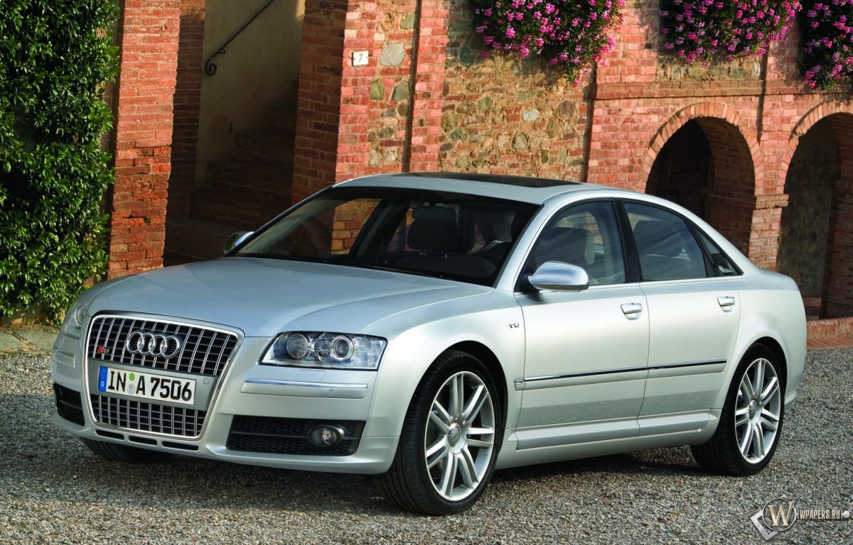 Audi S8 (2006) 1200x768