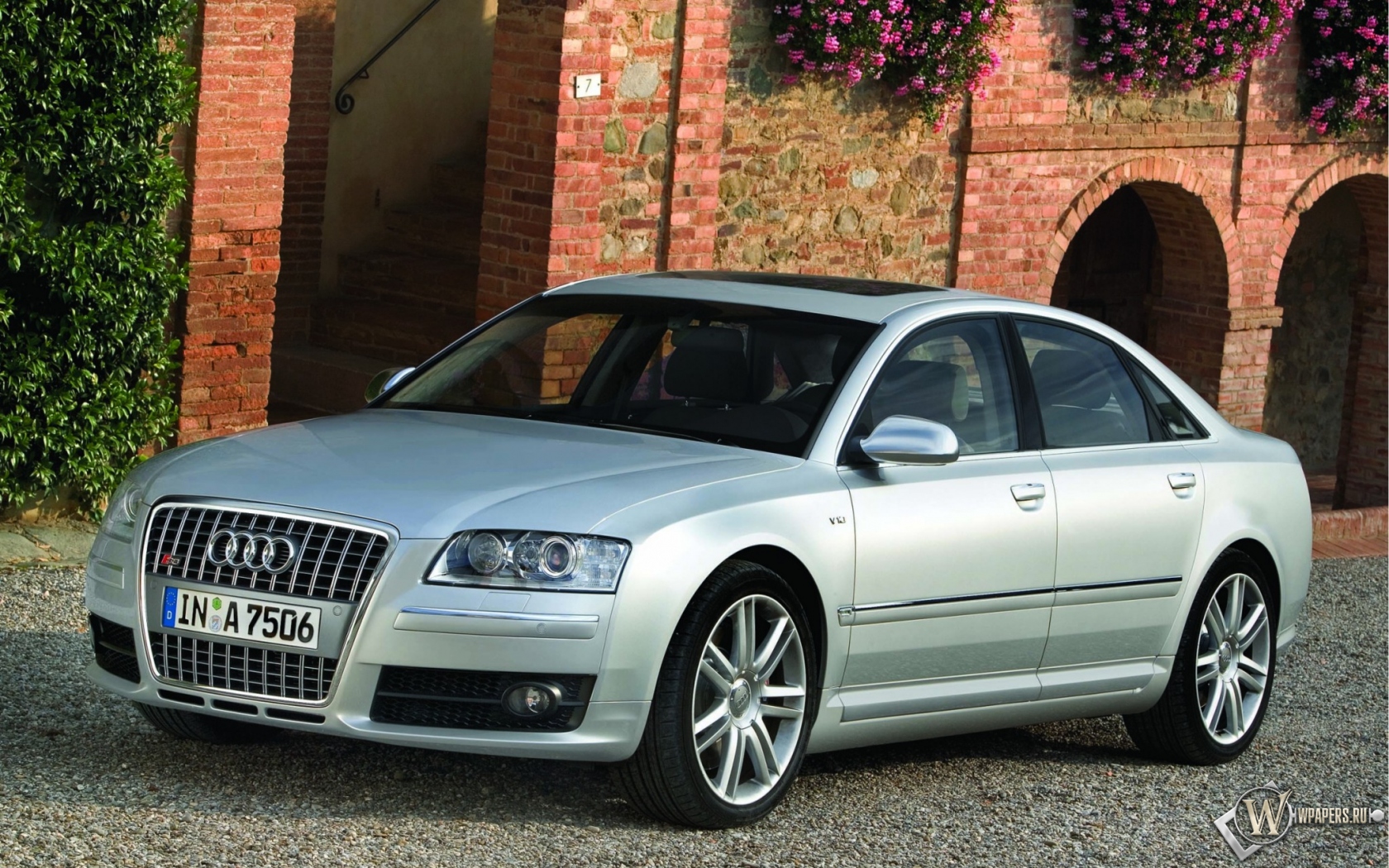 Audi S8 (2006) 1680x1050