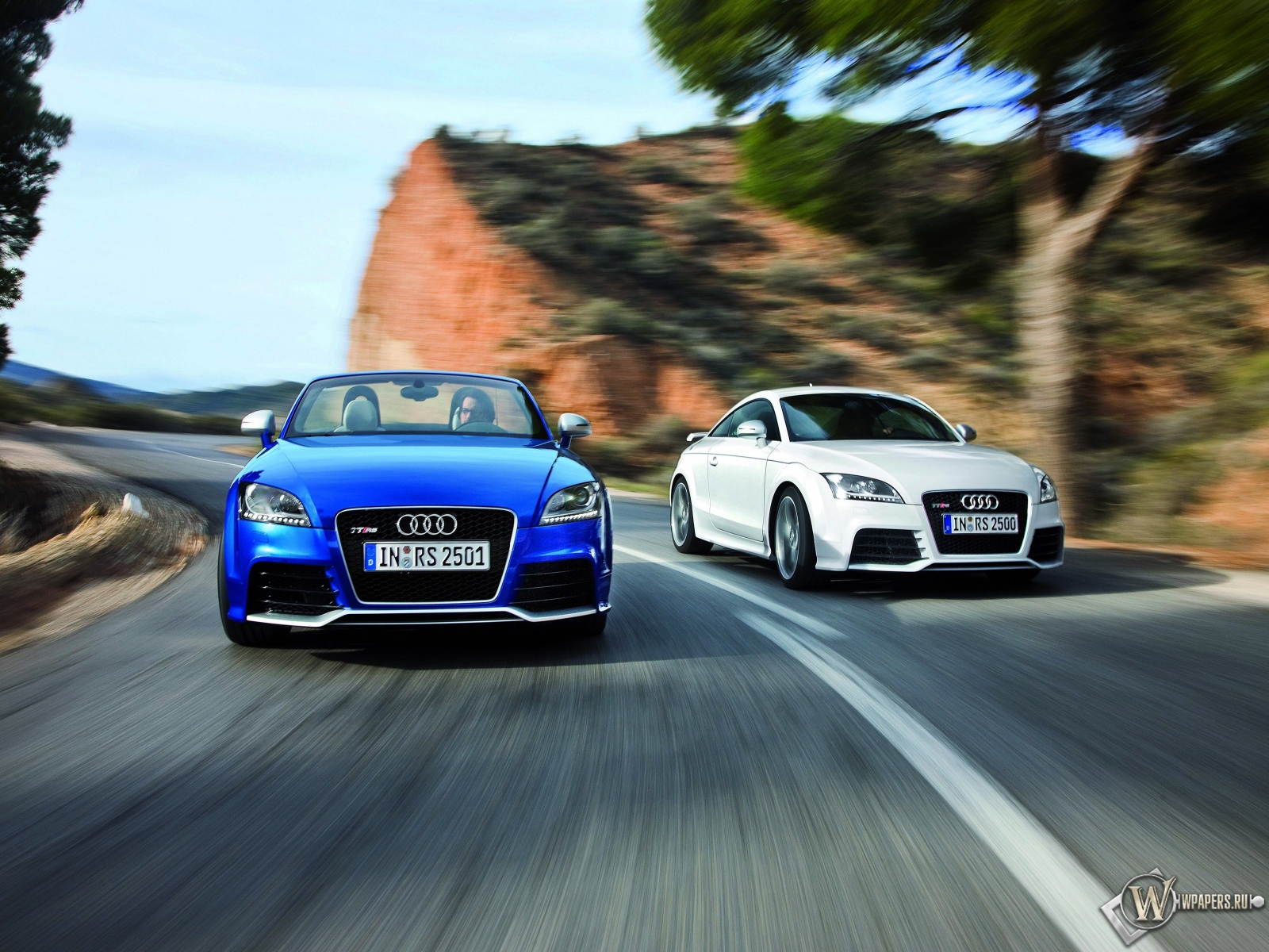 Audi TT RS (2010) 1600x1200