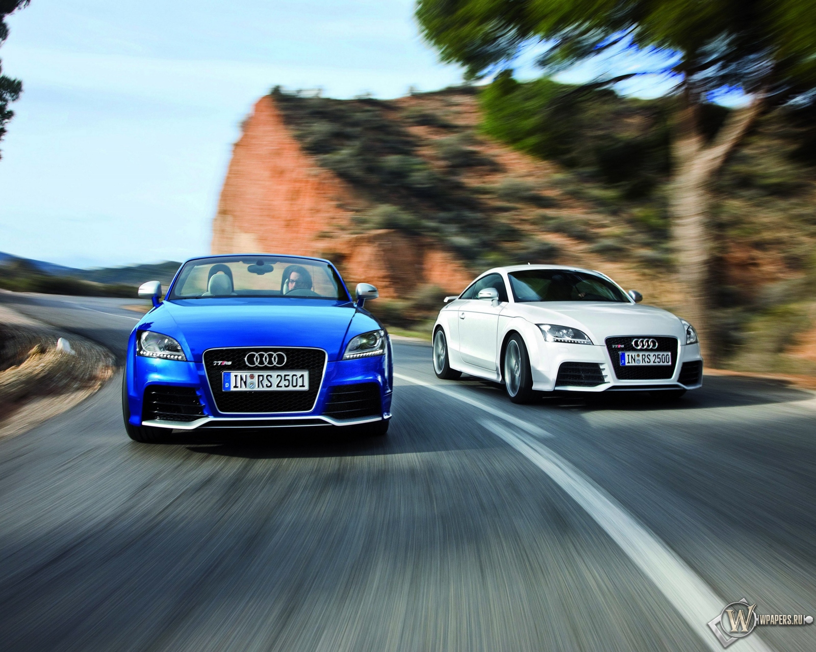 Audi TT RS (2010) 1600x1280